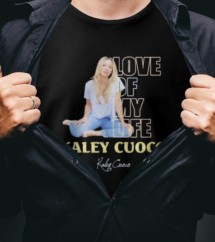 Kaley Cuoco Love Of My Life Sitting Casual Jeans Pose T-Shirt