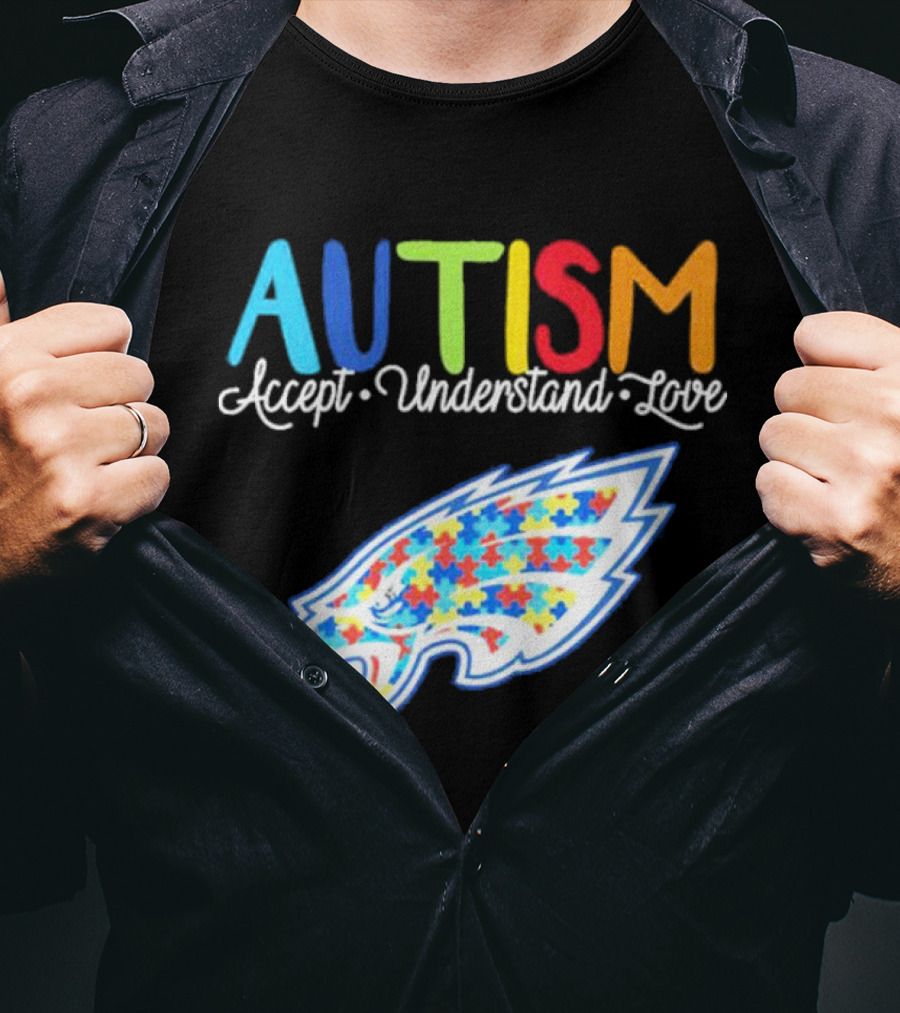 Philadelphia Eagles Autism Accept Understand Love Puzzle T-Shirt