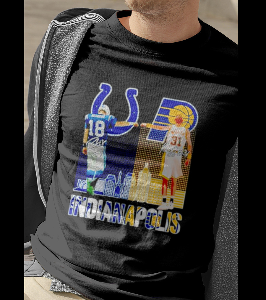 Indianapolis Colts Peyton Manning 18 Reggie Miller 31 Indiana Pacers Indianapolis Skyline T-Shirt