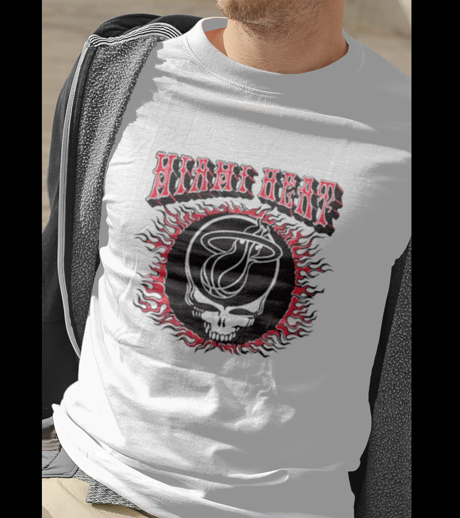 MiamI Heat Grateful Dead Skull Logo With Flaming Basketball T-Shirt