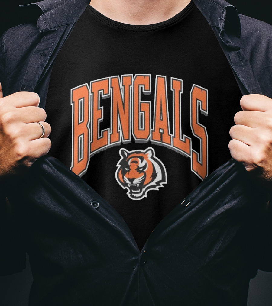 Cincinnati Bengals Roaring Tiger Emblem T-Shirt