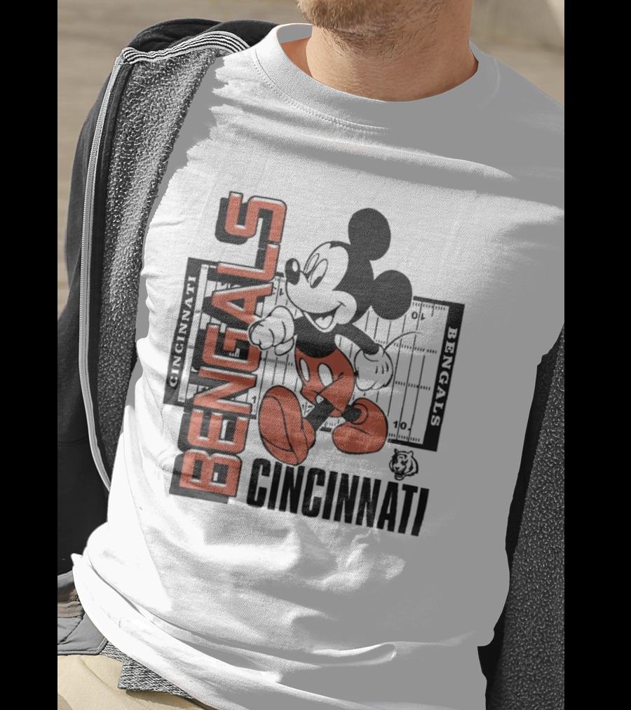 Junkfood X NFL Bengals Mickey Cincinnati Football Field Vintage T-Shirt