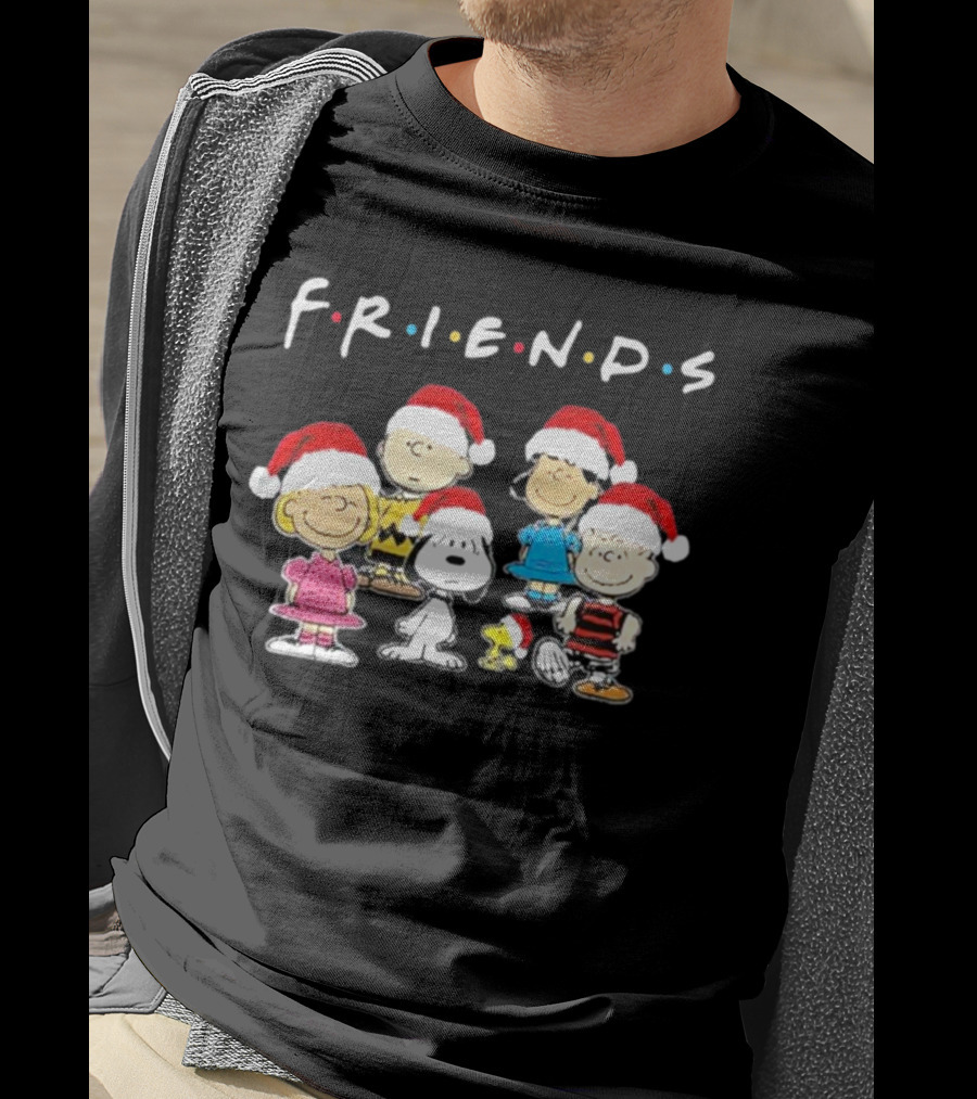 Charlie Brown Snoopy Woodstock Friends Christmas Santa Hats T-Shirt