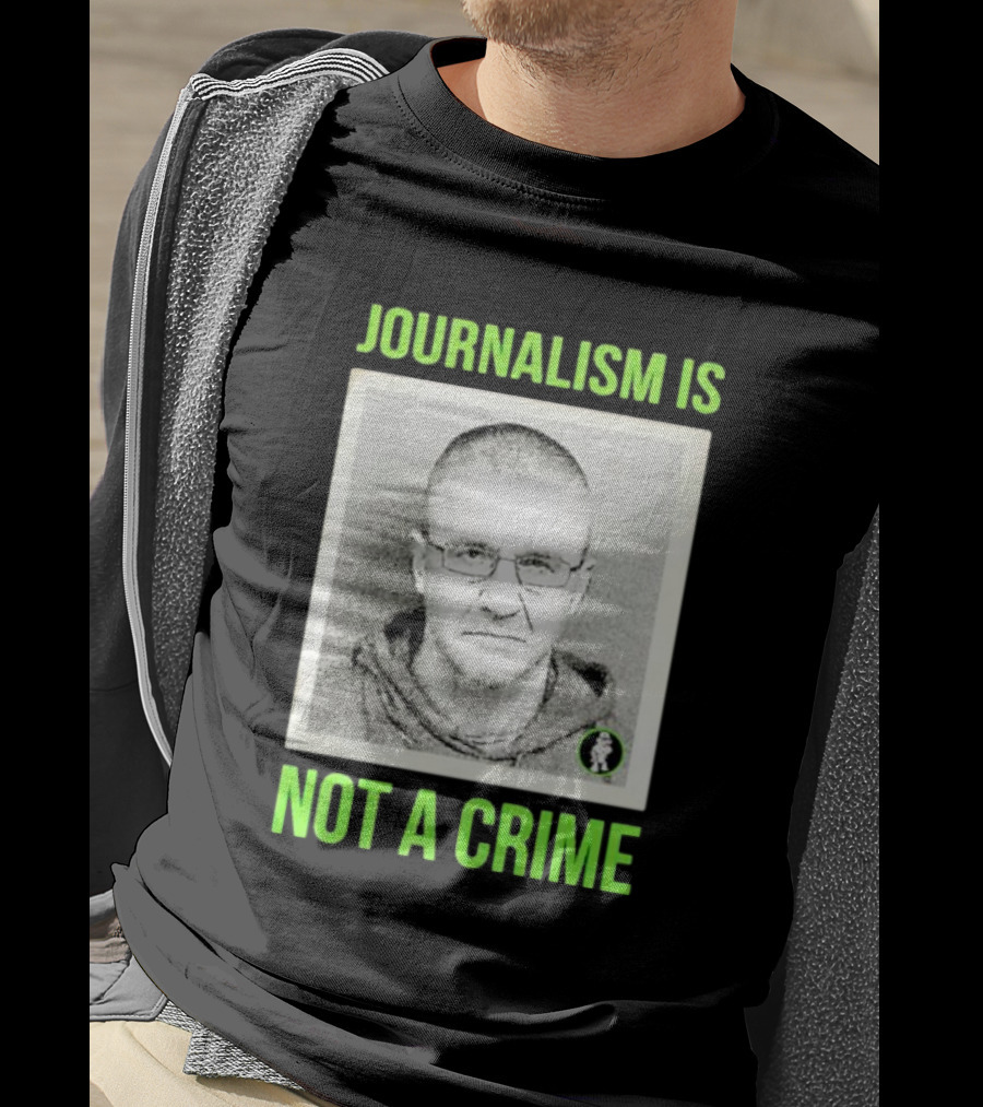 Aidan Kearney Journalism Is Not A Crime Mugshot Image T-Shirt