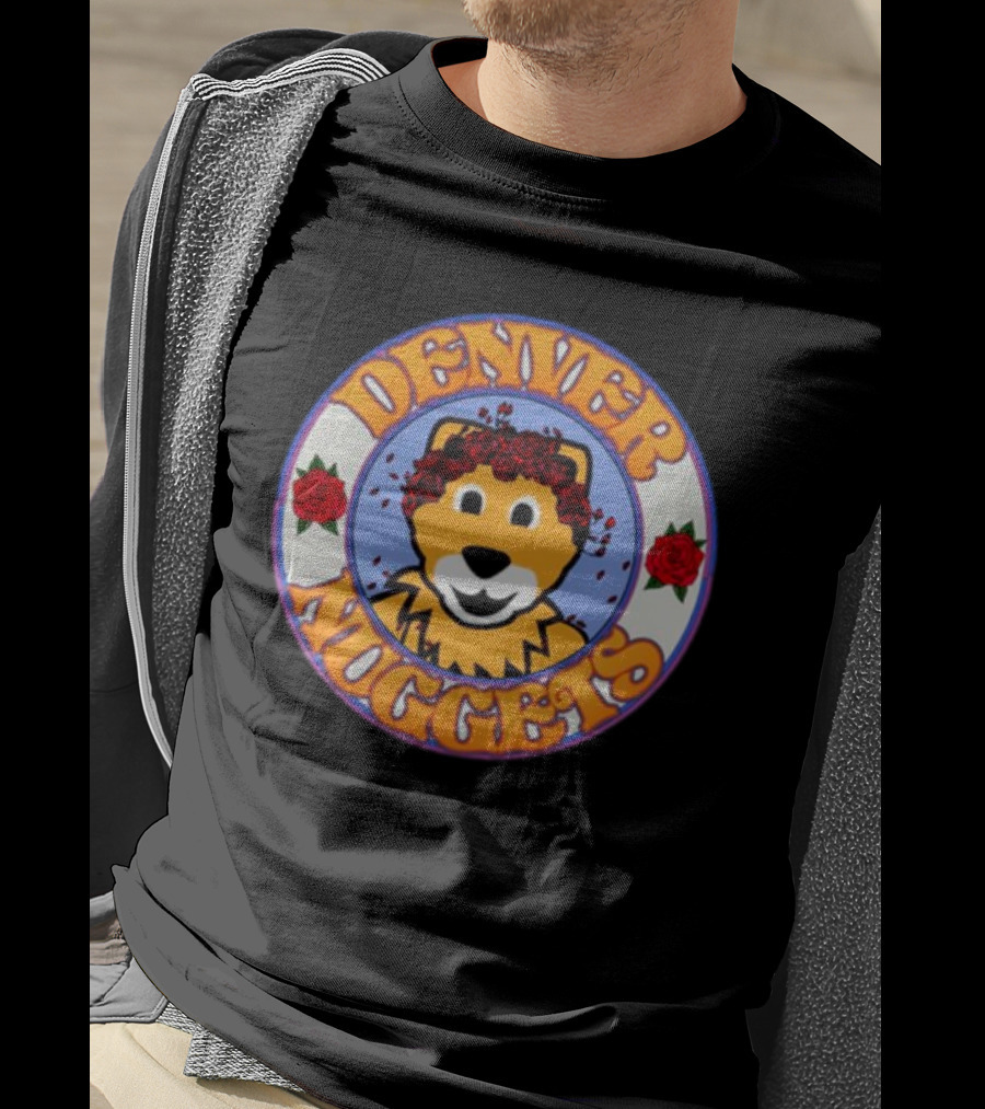 Denver Nuggets Bear Head Surrounded By Red Roses T-Shirt