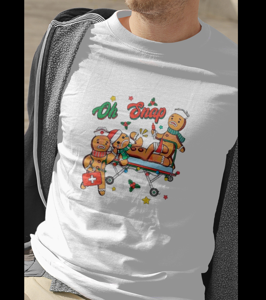 Oh Snap Gingerbread Nurse Ambulance Christmas T-Shirt