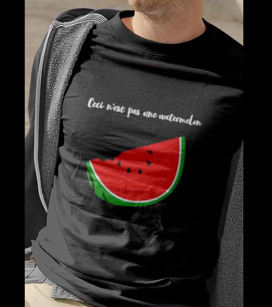 Ceci N’est Pas Une Watermelon Slice Magritte T-Shirt
