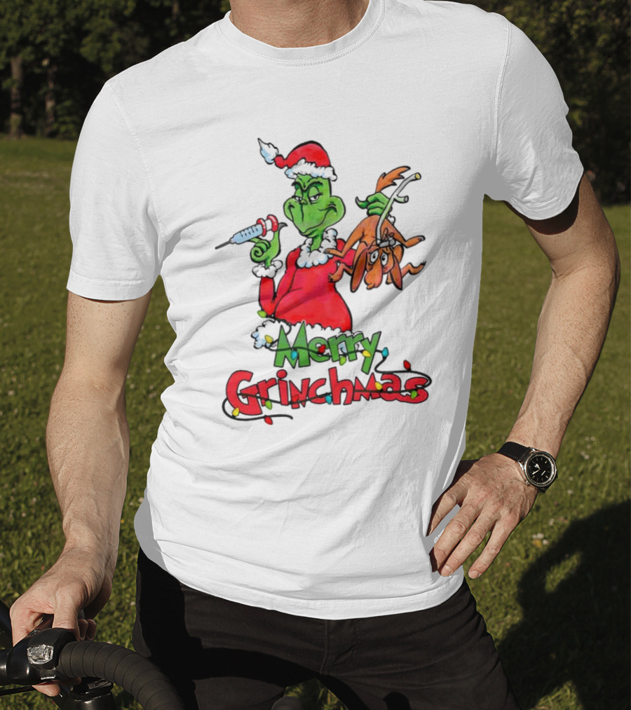 Merry Grinchmas Nurse Christmas Grinch With Syringe And Reindeer Dog T-Shirt