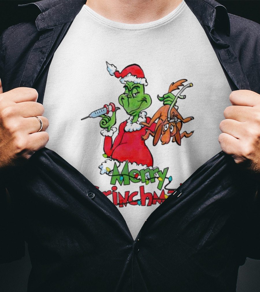 Merry Grinchmas Nurse Christmas Grinch With Syringe And Reindeer Dog T-Shirt