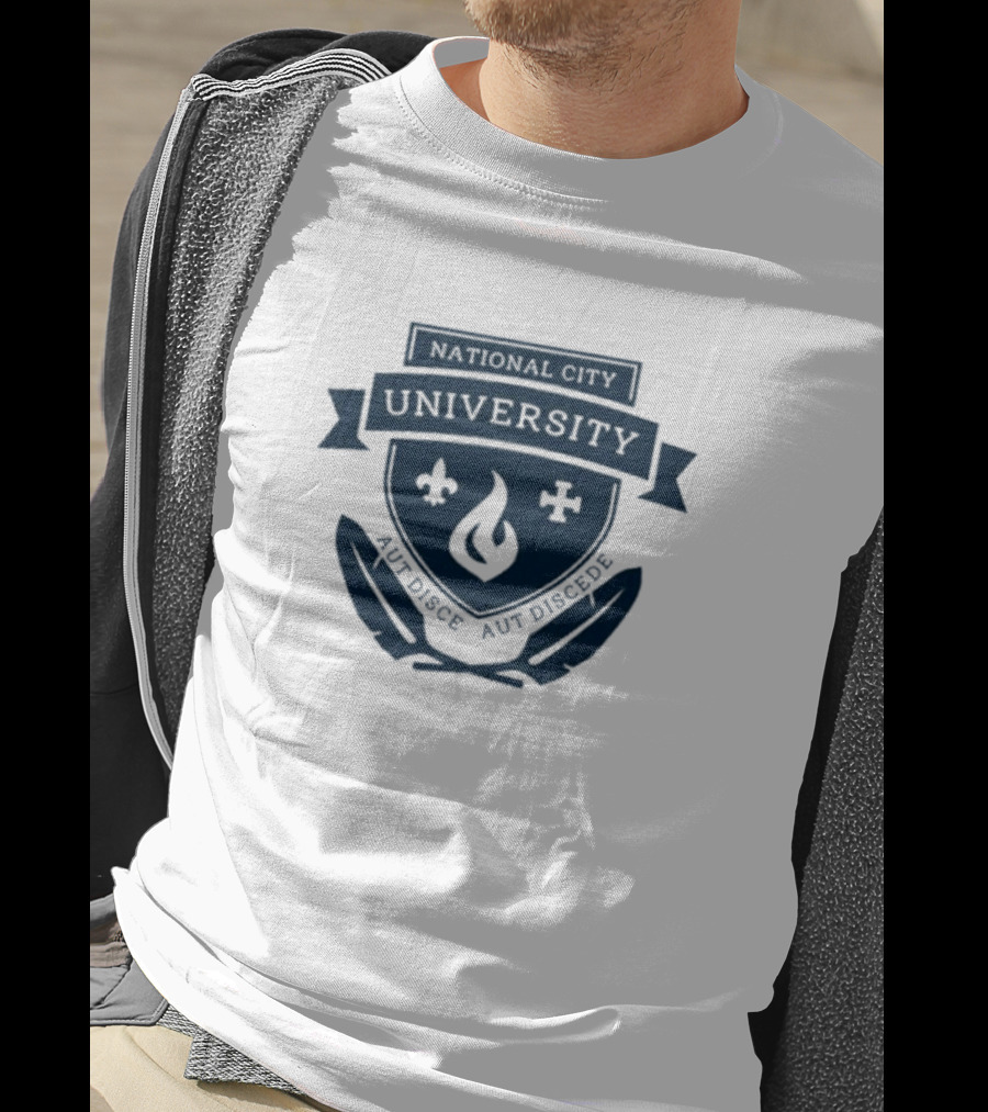 National City University Lena Luthor Aut Disce Aut Discede T-Shirt