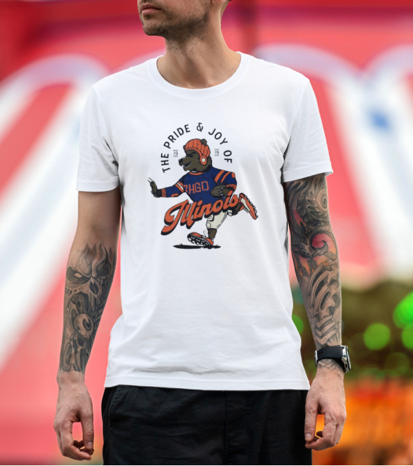 Premium T-Shirt: THE PRIDE and JOY OF ILLINOIS BEAR IN CHGO SWEATER WITH FOOTBALL 1919 T-Shirt THE PRIDE and JOY OF ILLINOIS BEAR IN CHGO SWEATER WITH FOOTBALL 1919 T-Shirt