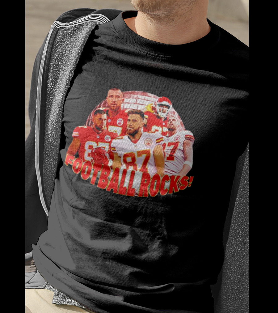 Travis Kelce Football Rocks KC Chiefs 87 T-Shirt