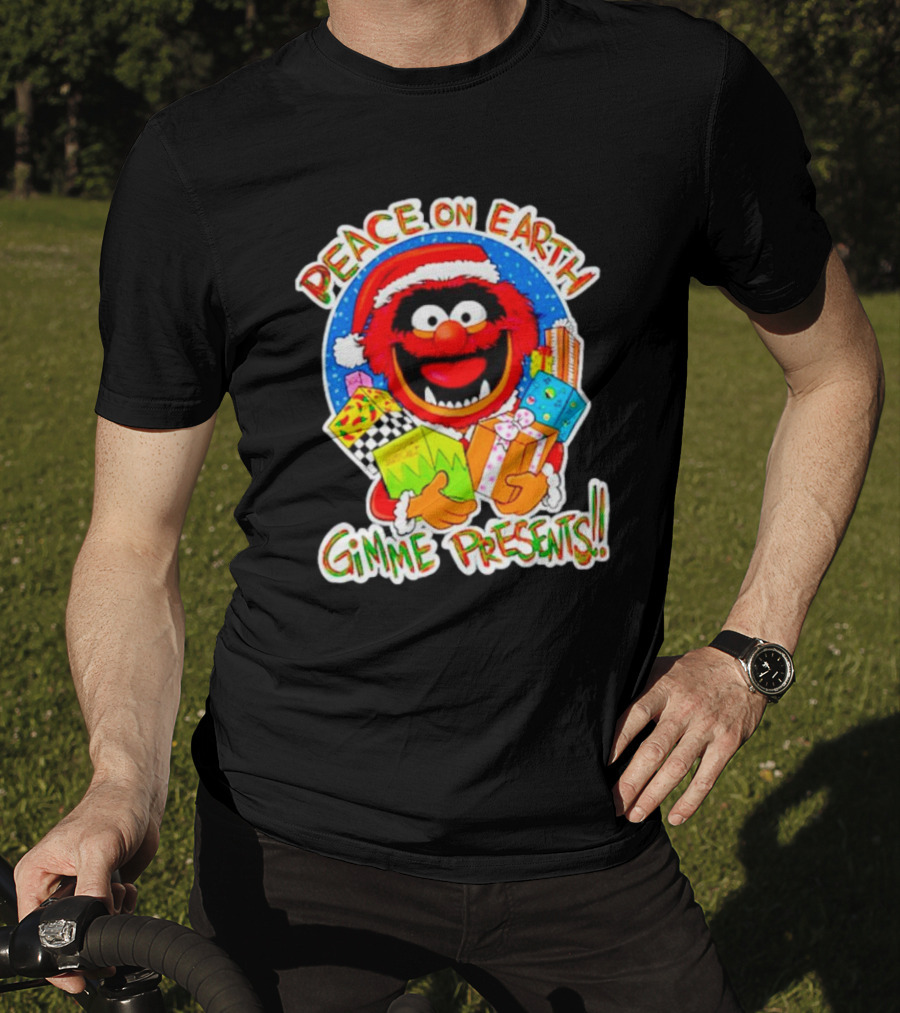 Peace On Earth Gimme Presents Muppets Santa T-Shirt