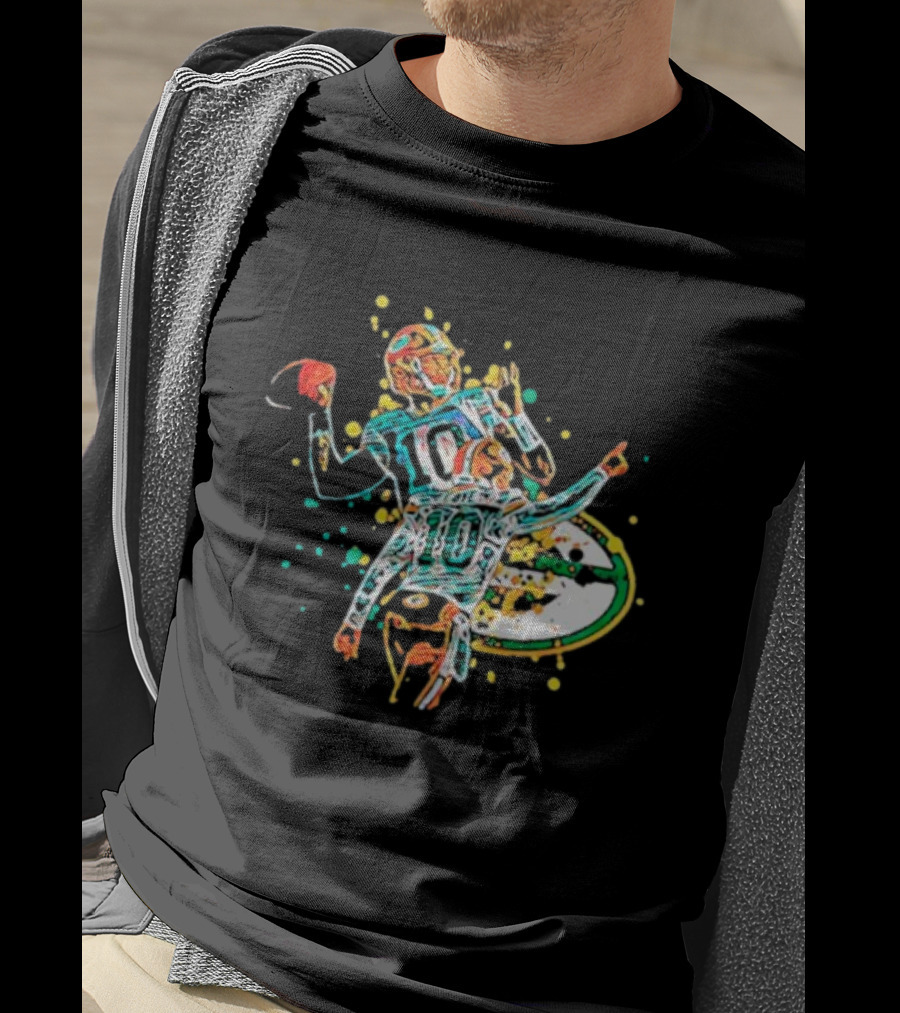Jordan Love Green Bay Packers It’s All Love Number 10 Football Pass Gesture T-Shirt
