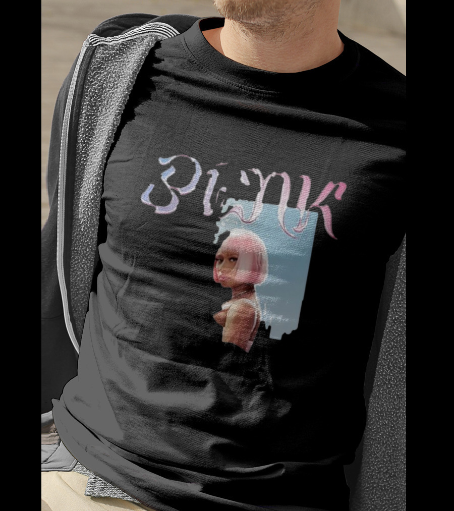 BLΛƆK Nicki Minaj Pink Photo T-Shirt
