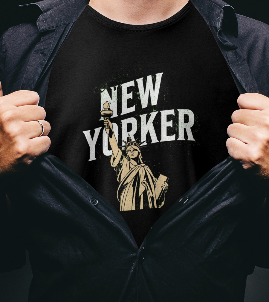 Certified New Yorker Statue Of Liberty T-Shirt