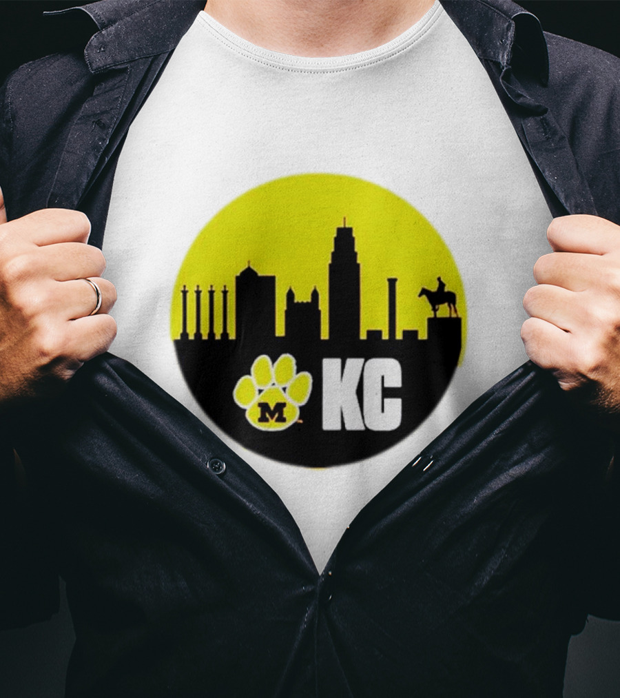 Missouri Tigers Mizzou Kansas City KC Skyline Paw T-Shirt