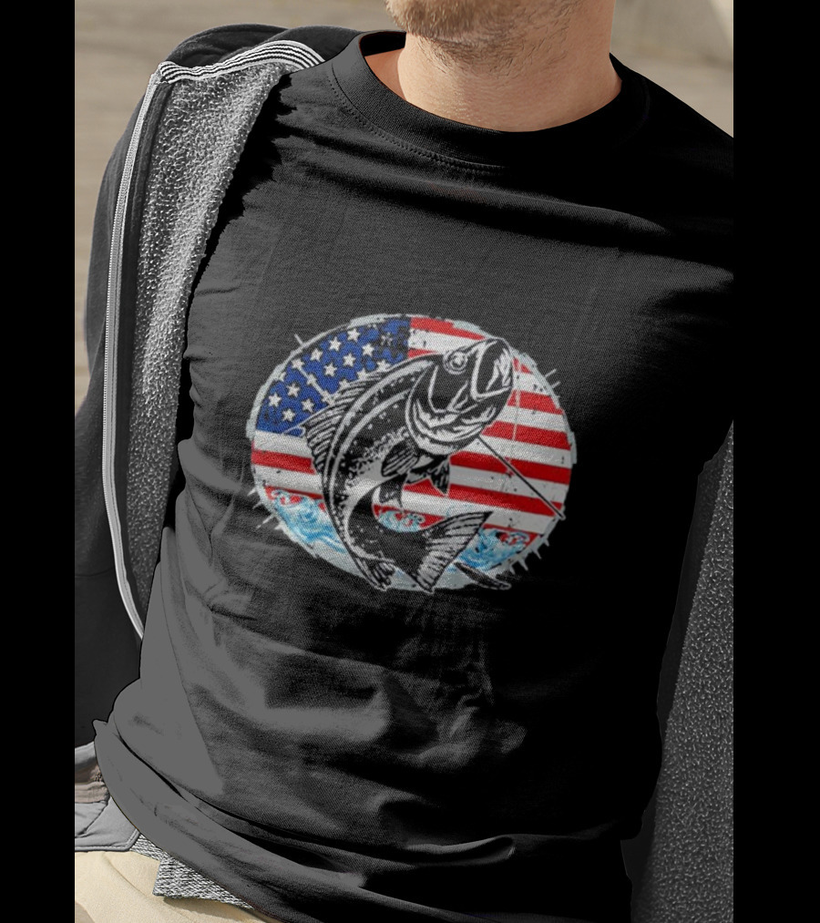 Fishing Lovers American Flag Bass Catch Waves Patriotic T-Shirt