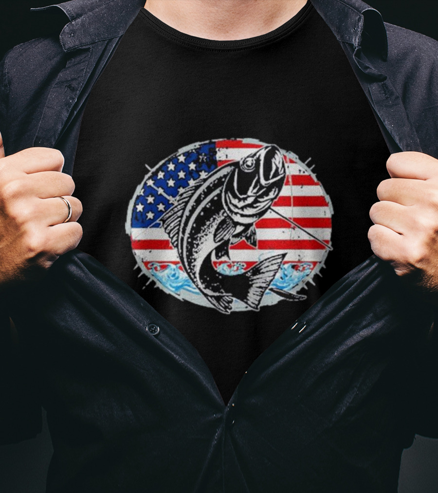 Fishing Lovers American Flag Bass Catch Waves Patriotic T-Shirt