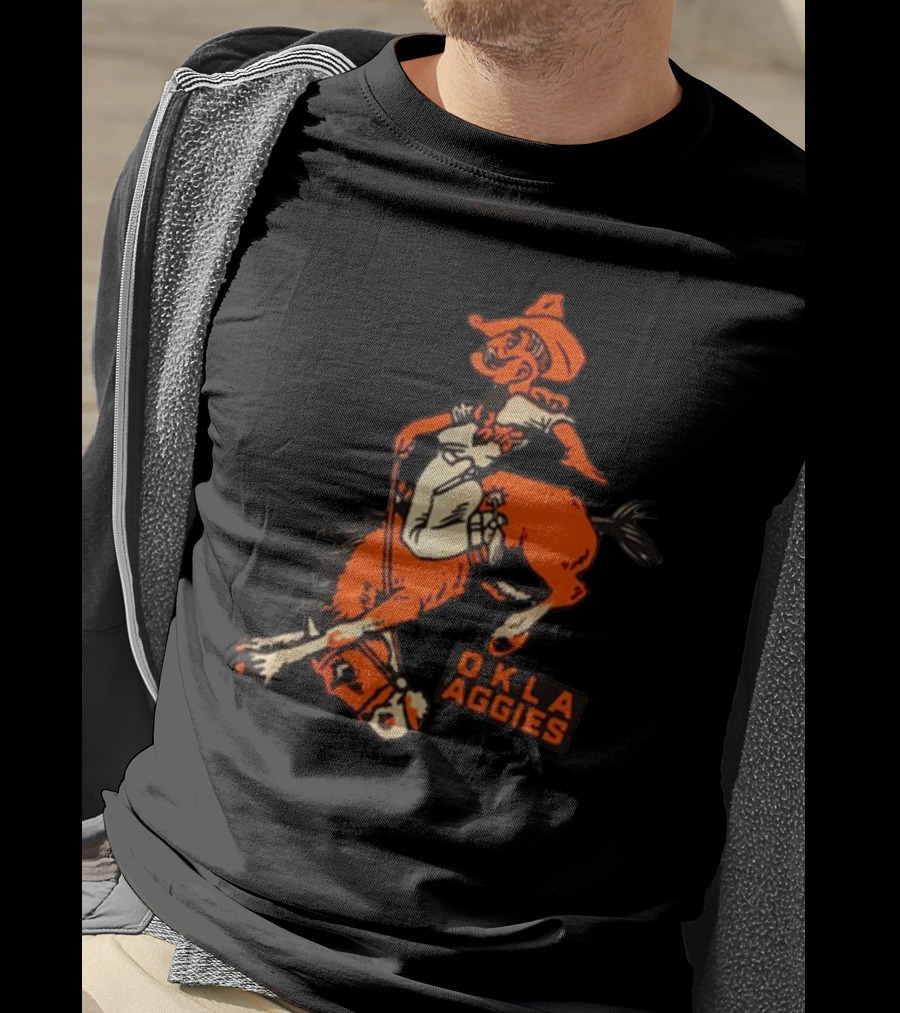Oklahoma State Okla Aggies Cowboy Riding Horse T-Shirt