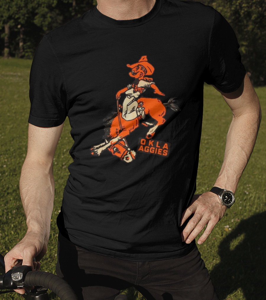 Oklahoma State Okla Aggies Cowboy Riding Horse T-Shirt