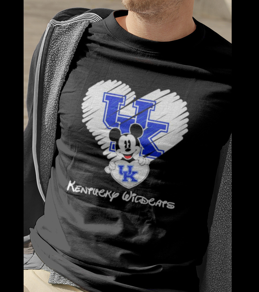 Kentucky Wildcats Heart With Mickey Mouse UK T-Shirt