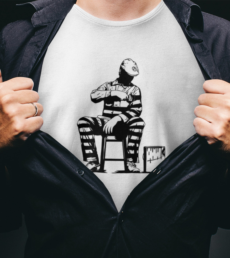 Dolk Prison Painter Sits With Paint Bucket T-Shirt