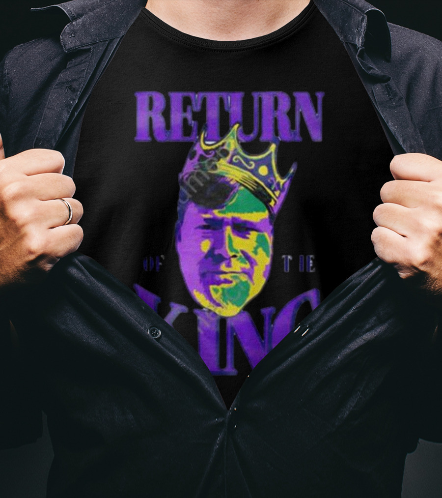 Mintzy Return Of The King Vibrant Portrait With Crown T-Shirt