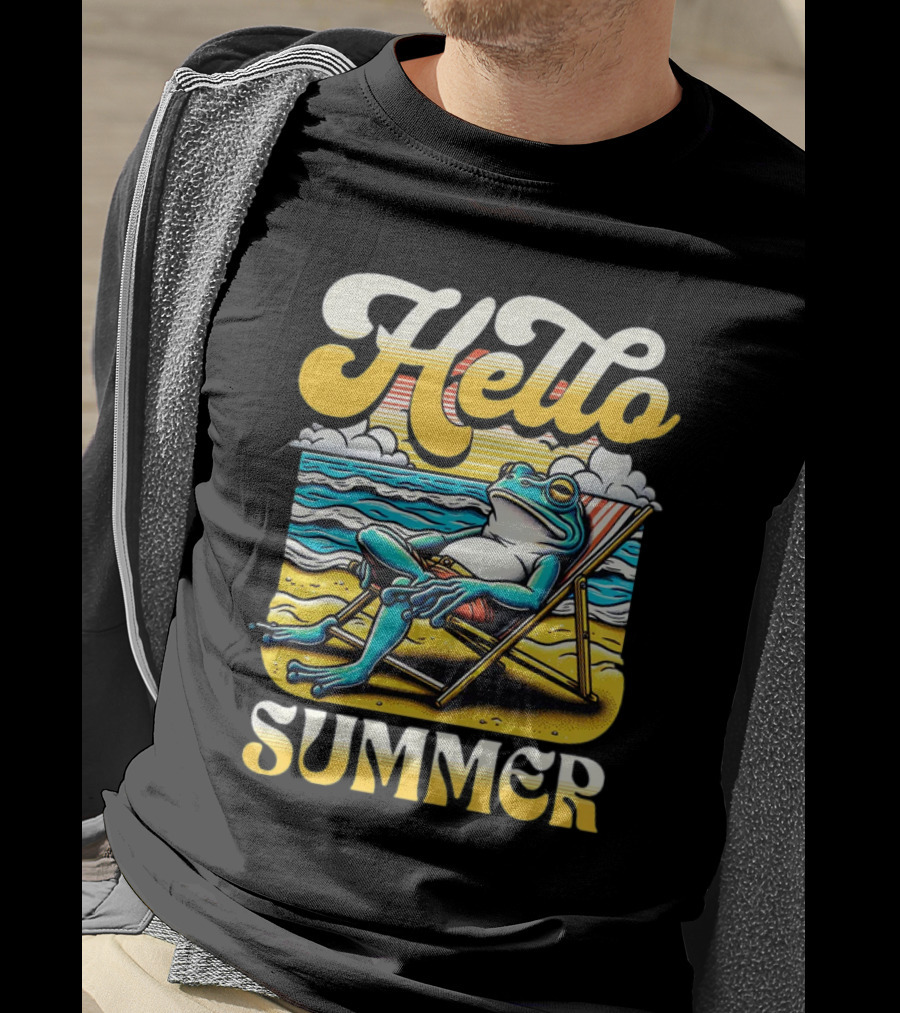 Hello Summer Frog Vintage Beach Scene T-Shirt