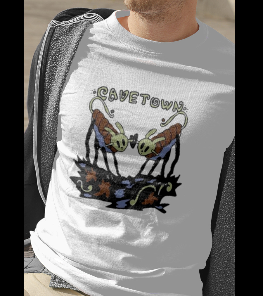 Cavetown Bug Lovin Alien Insects With Heart Connection T-Shirt