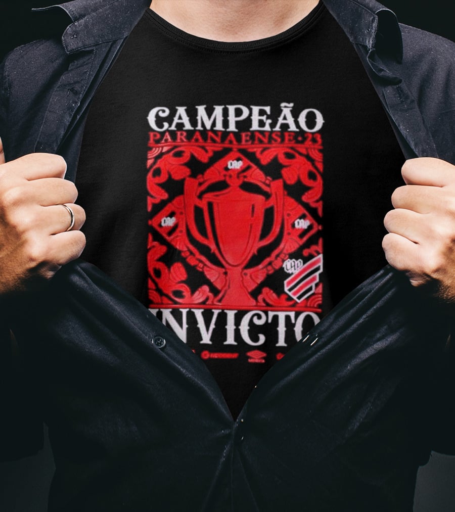 Campeão Paranaense 23 Invicto CAP Trophies And Emblems T-Shirt