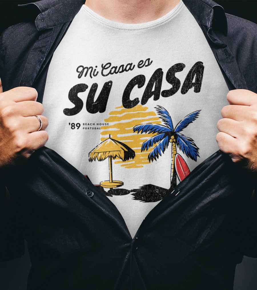 Mi Casa Es Su Casa '89 Beach House Portugal Palm Tree Umbrella Chair Surfboard T-Shirt
