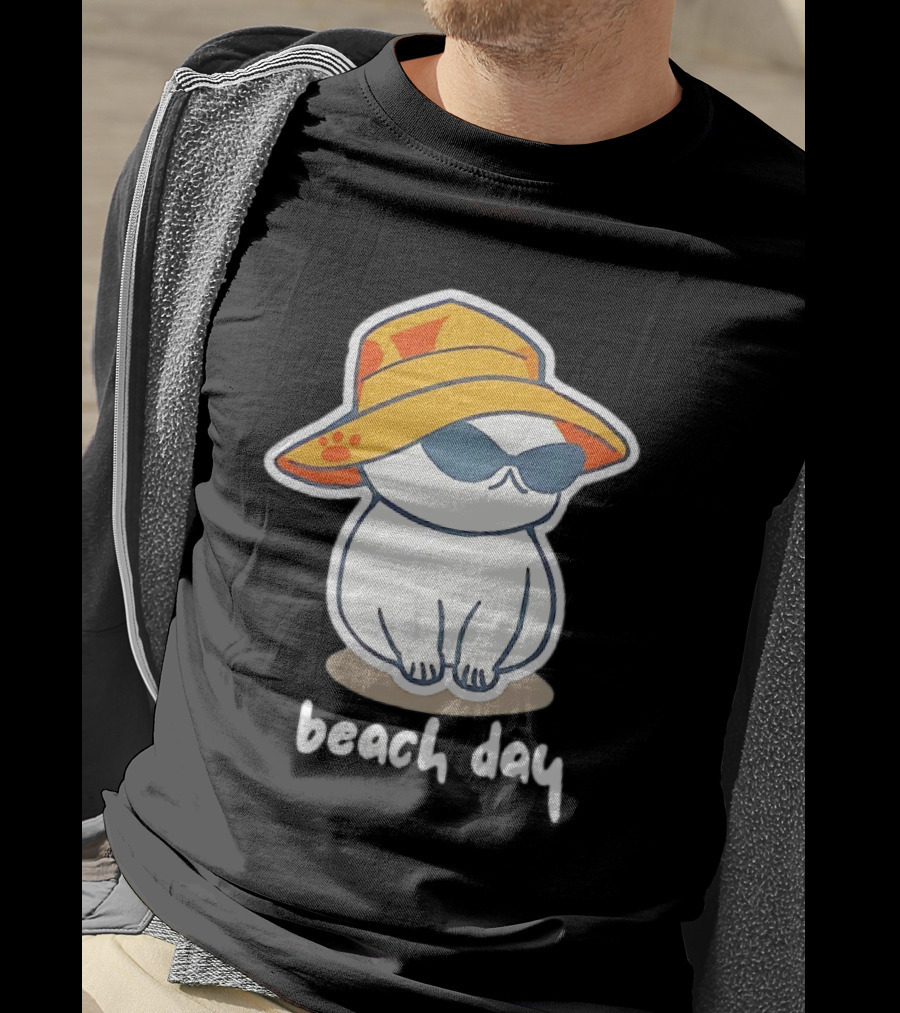Cat Relaxing In Sunglasses And Hat For A Beach Day T-Shirt
