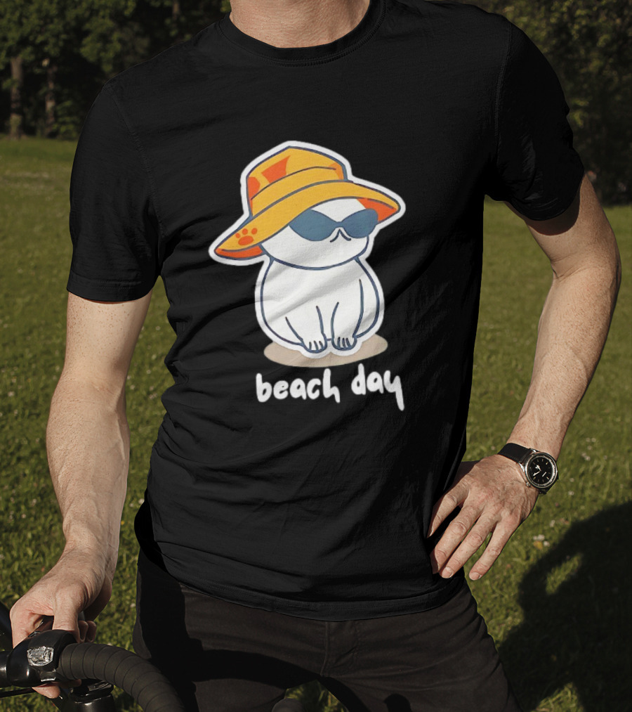 Cat Relaxing In Sunglasses And Hat For A Beach Day T-Shirt