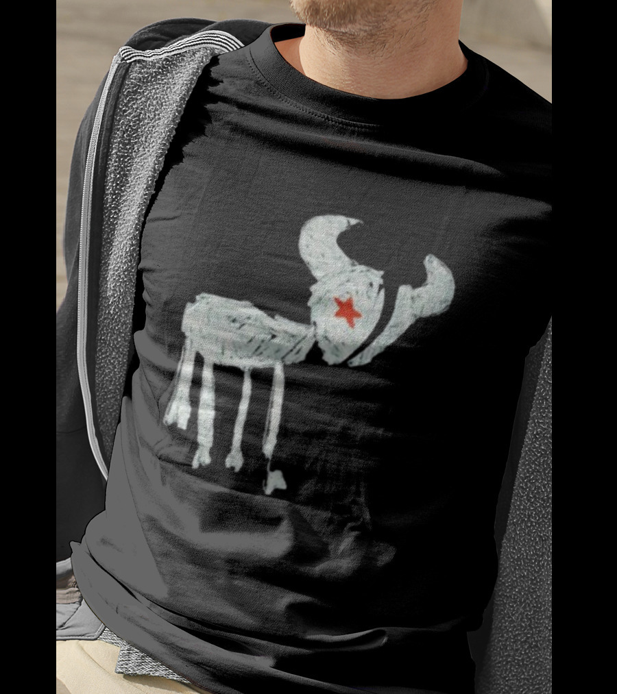 WeAreTexans Bull Design With Star For All Texans T-Shirt