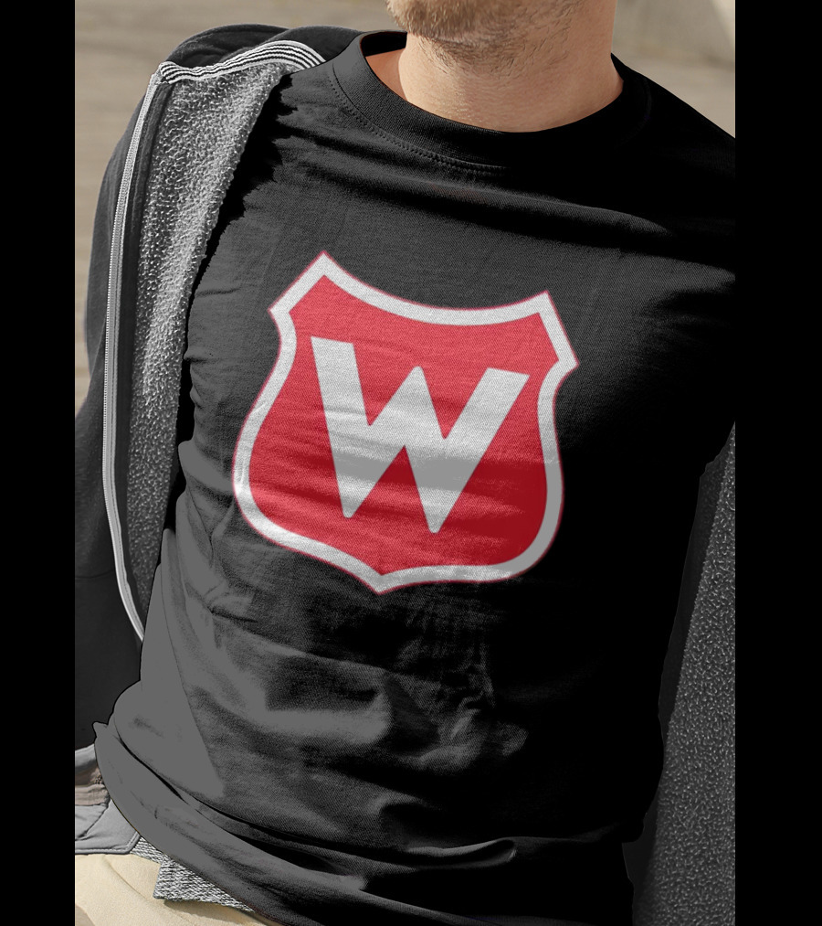 Montreal Wanderers Red White Shield Emblem With Bold W T-Shirt