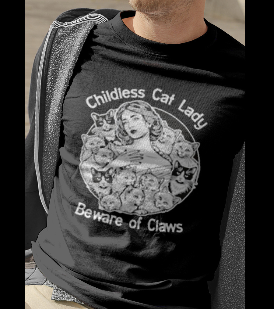 Childless Cat Lady Beware Of Claws Vintage T-Shirt