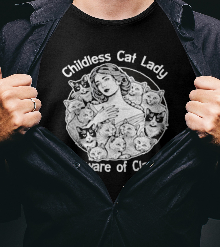 Childless Cat Lady Beware Of Claws Vintage T-Shirt