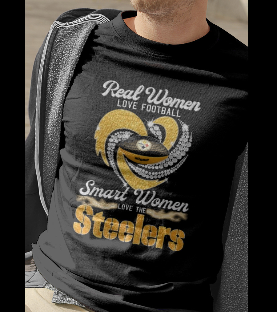 Real Women Love Football Smart Women Love The Steelers Diamond Heart T-Shirt