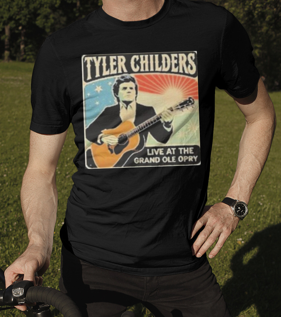 Tyler Childers Live Performance With Guitar At The Grand Ole Opry Iconic Event T-Shirt