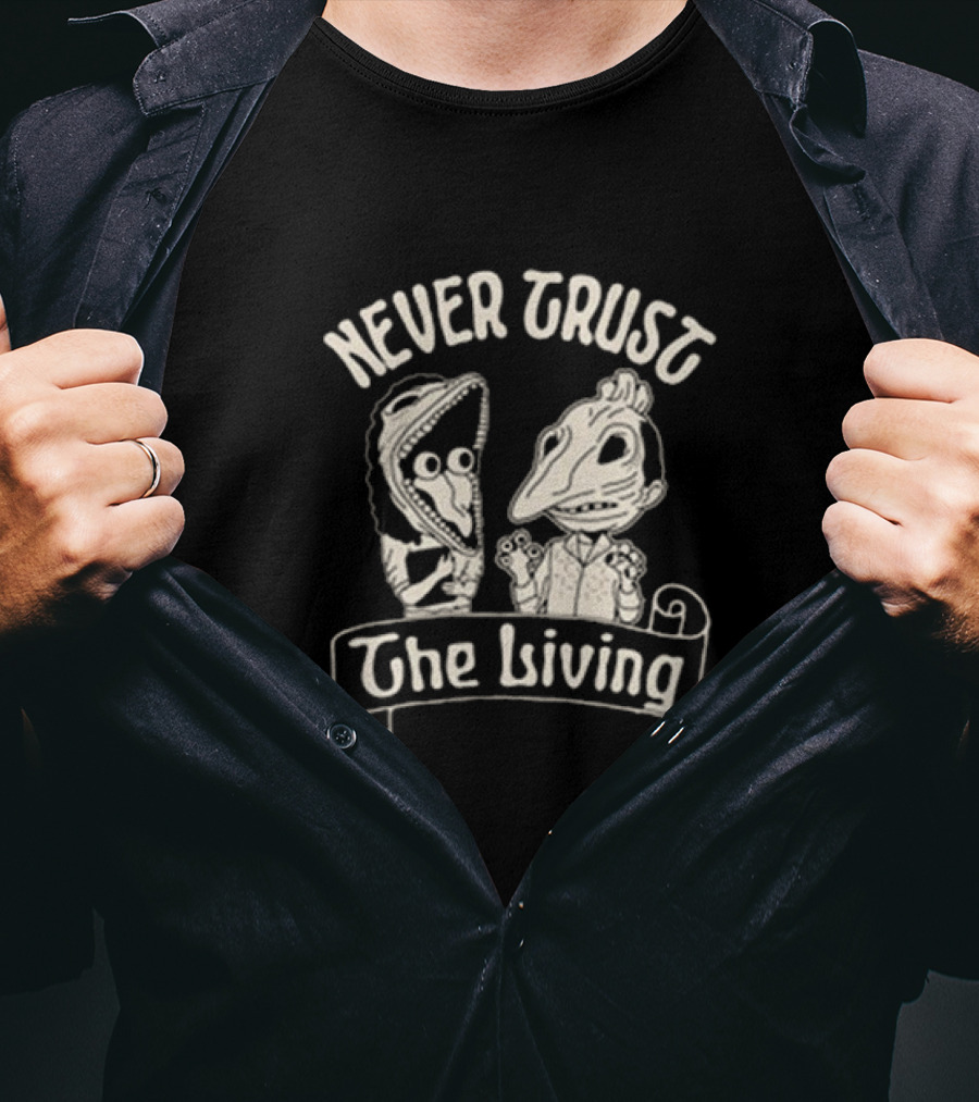 Beetlejuice Never Trust The Living Distorted Faces T-Shirt