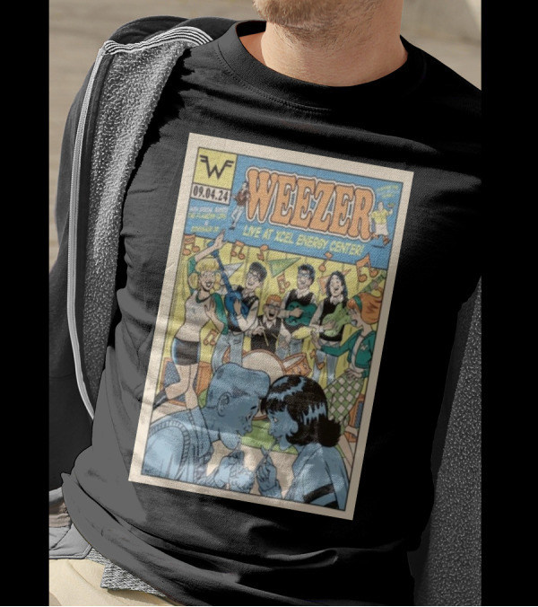 Weezer Live At Xcel Energy Center St Paul MN Sept 4 2024 Comic Style Cover T-Shirt
