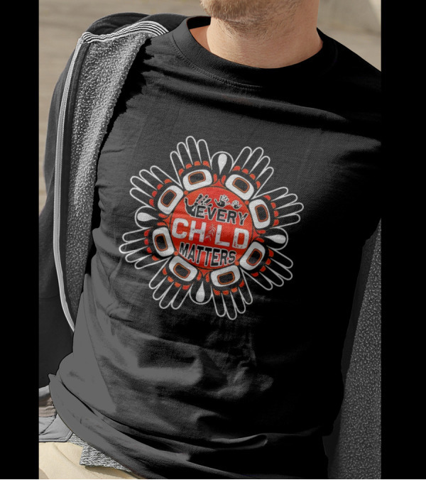 Every Child Matters Handprint Indigenous Style Black And Orange T-Shirt