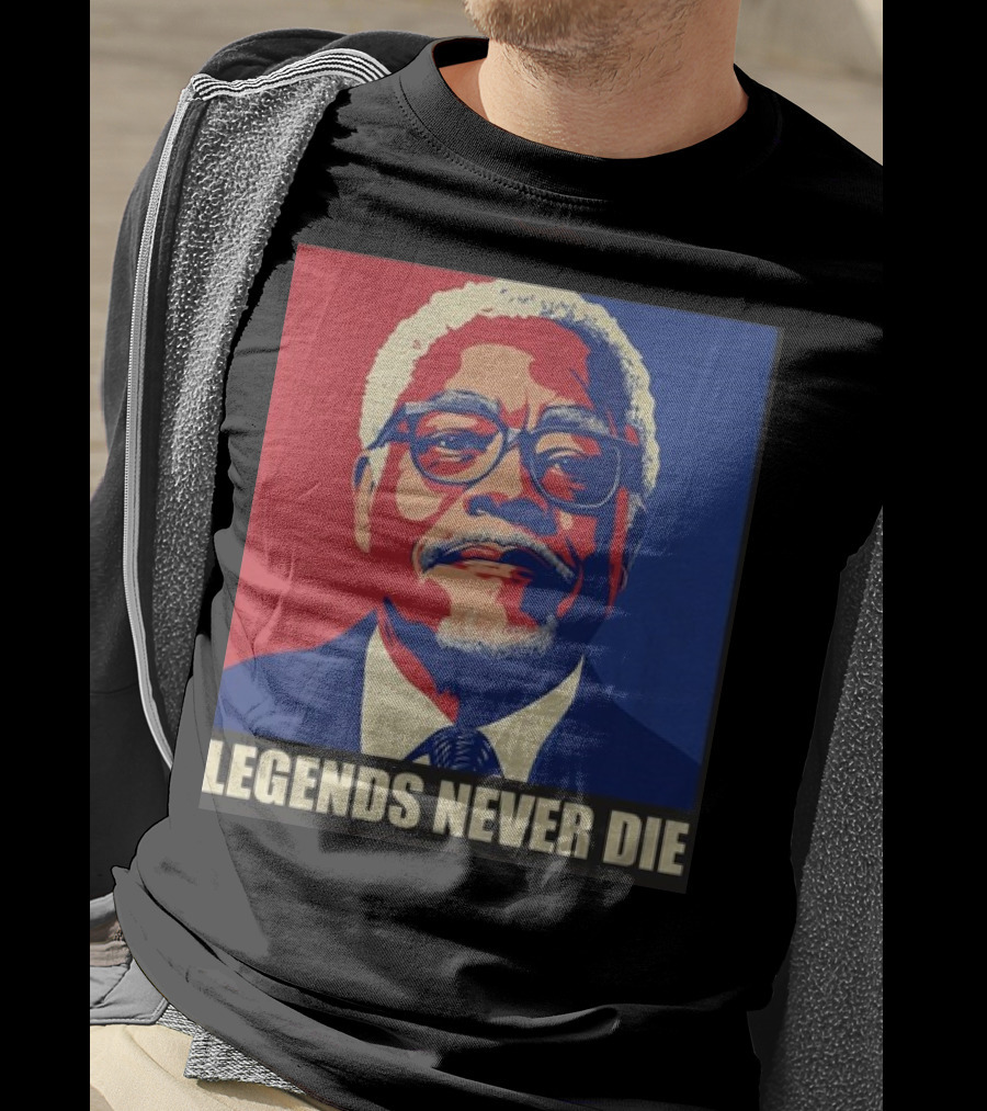 Rest In Peace James Earl Jones Legends Never Die Pioneering Icon Of Film And Stage T-Shirt