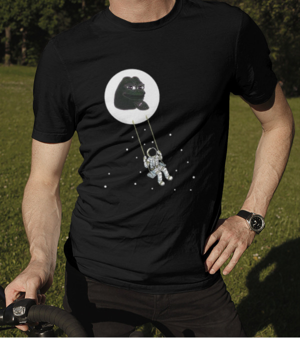 Pepe Crypto Astronaut Swinging On Moon Pepe Coin T-Shirt