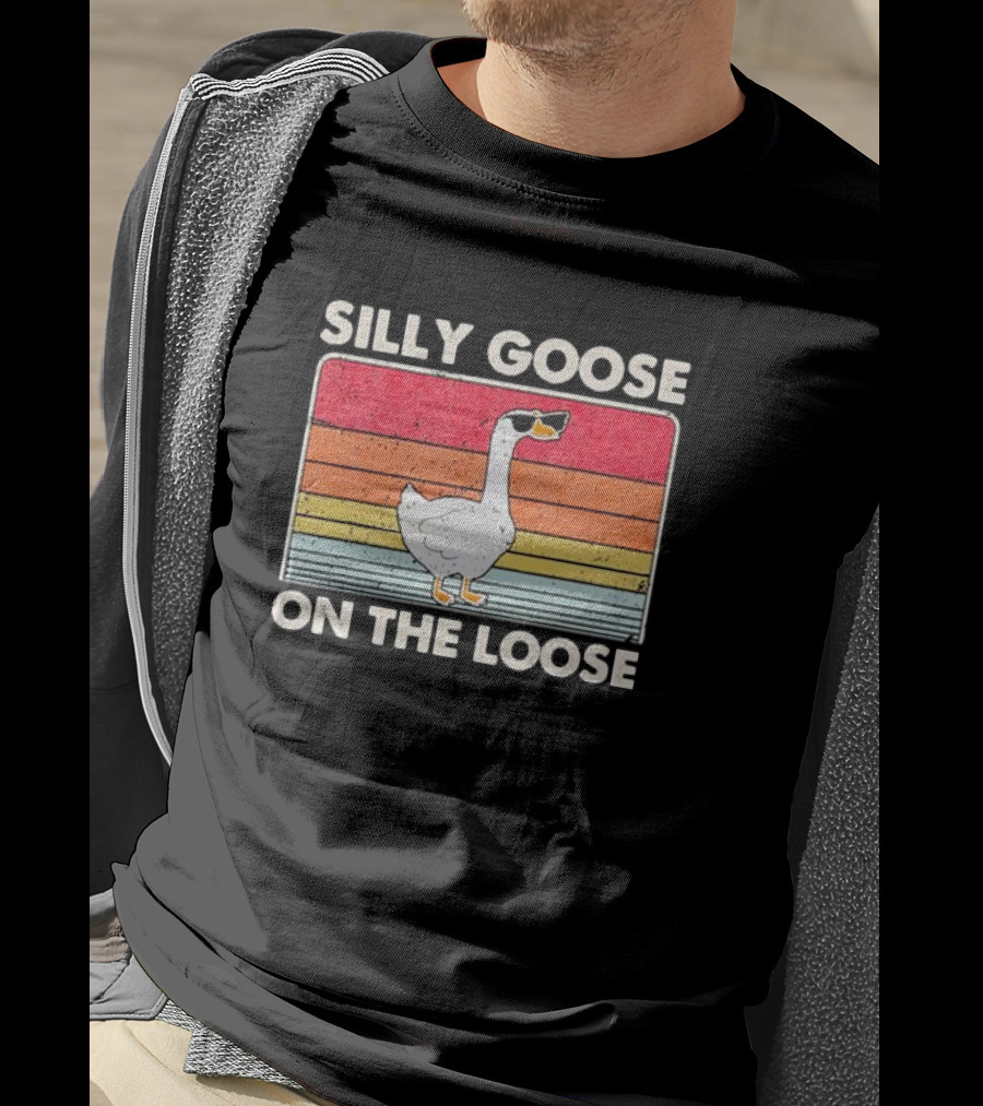 Silly Goose On The Loose Retro Sunglasses Vintage Stripes T-Shirt