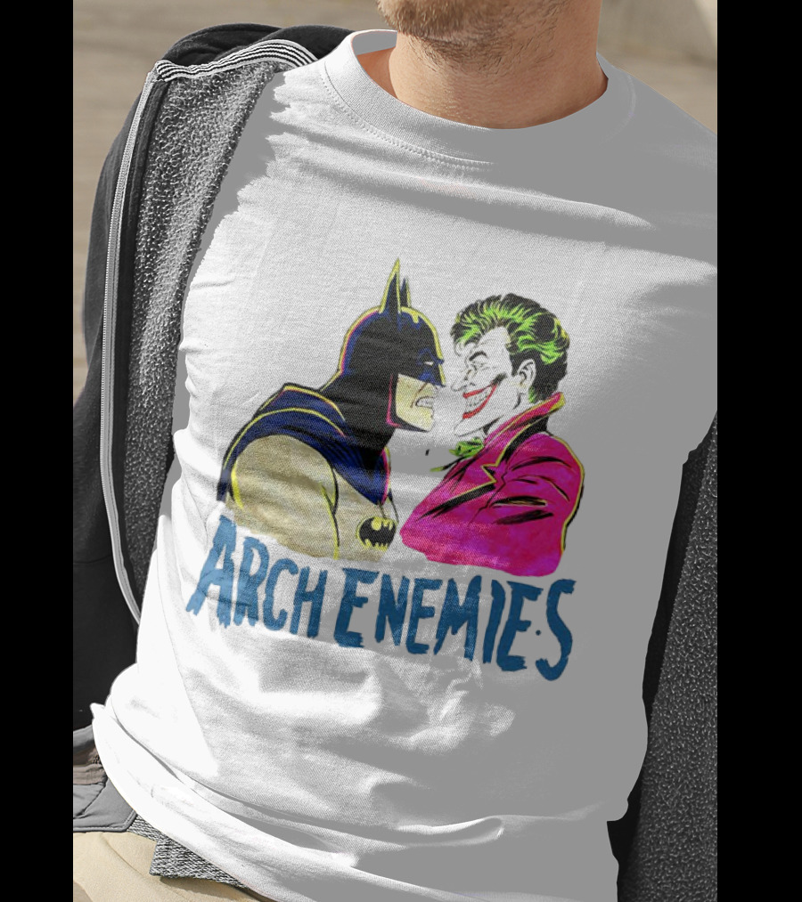 Batman Joker Arch Enemies Comics Face-Off Iconic Showdown T-Shirt