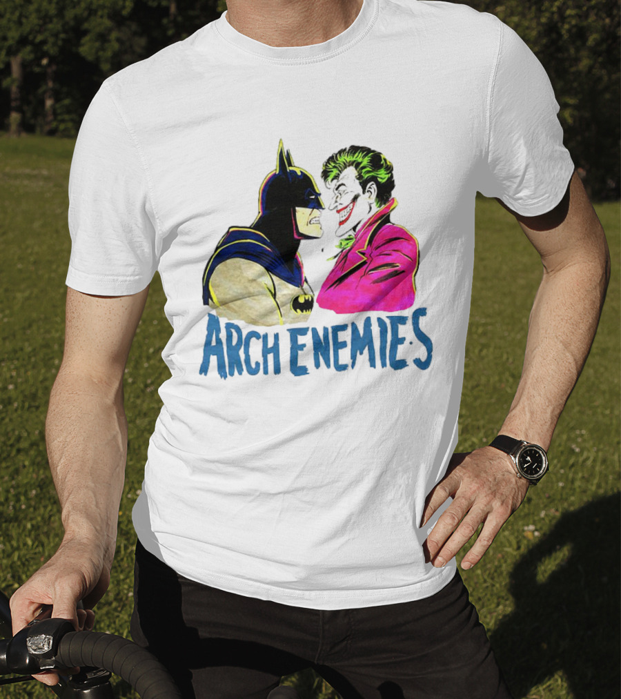 Batman Joker Arch Enemies Comics Face-Off Iconic Showdown T-Shirt