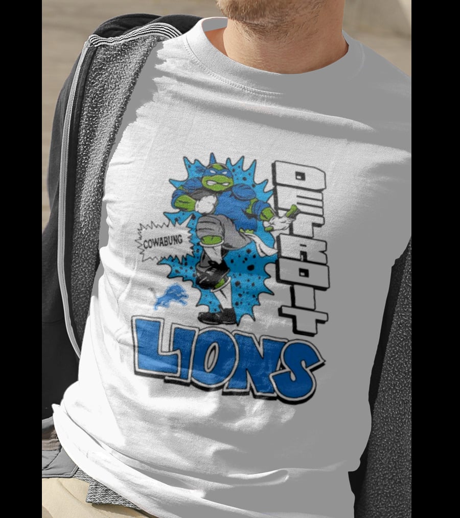 Leonardo Ninja Turtles Cowabunga Detroit Lions Football T-Shirt