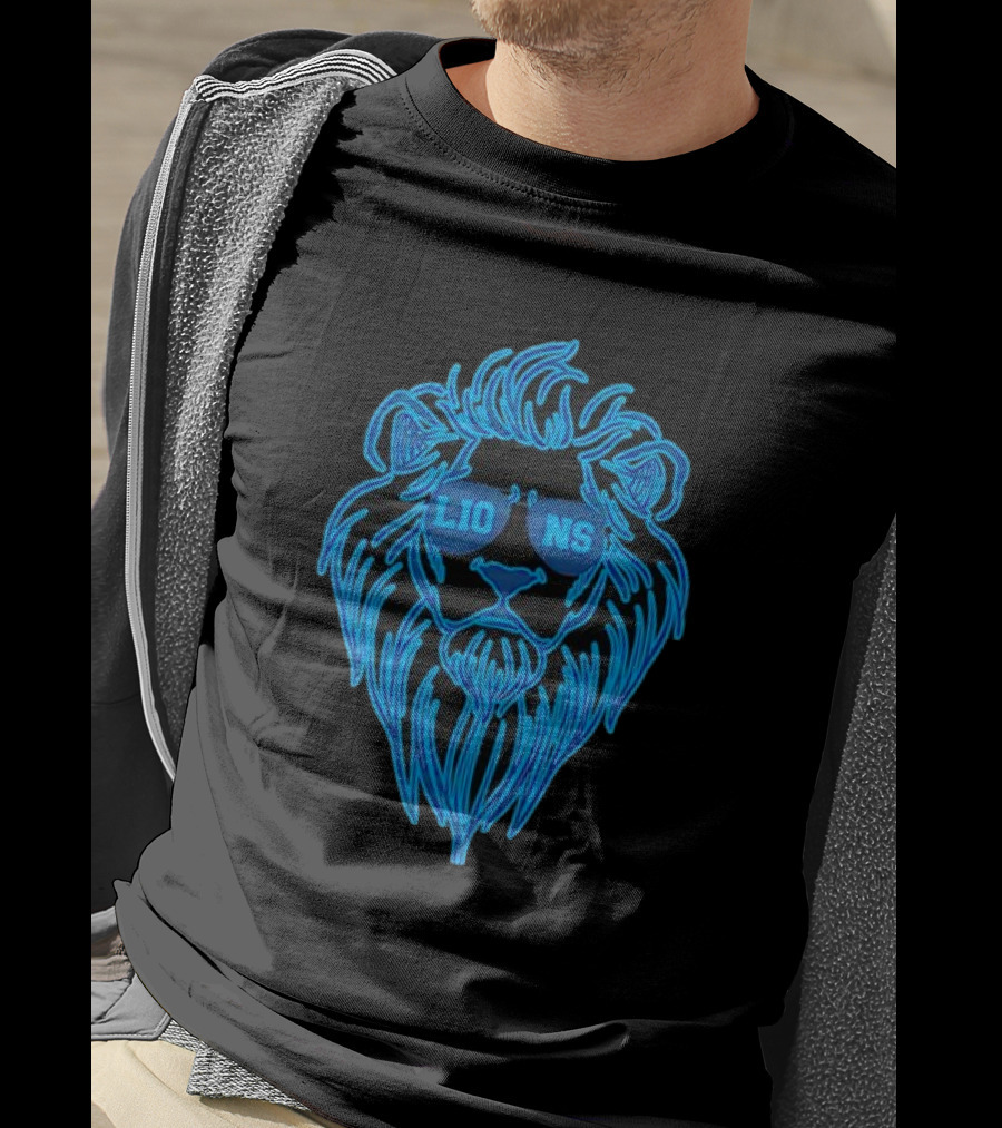 Detroit Lions Football Mascot With Sunglasses T-Shirt
